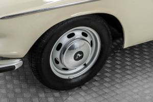 Bild 25/50 von Volvo 1800 S (1968)