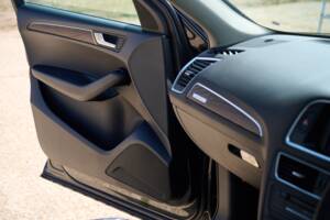 Bild 15/50 von Audi Q5 3.2 FSI (2013)
