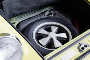 Bild 36/49 von Porsche 911 2.2 T (1971)