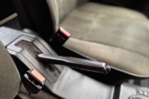 Bild 34/47 von BMW 528i (1986)