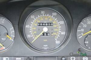 Image 47/50 de Mercedes-Benz 500 SL (1985)