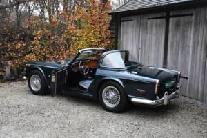 Image 12/29 of Triumph TR 5 PI (1968)