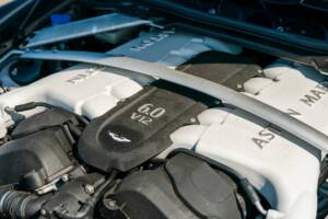 Image 45/50 de Aston Martin V12 Vantage S (2016)