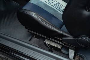 Image 44/50 of Mazda 323 GT-R (1994)