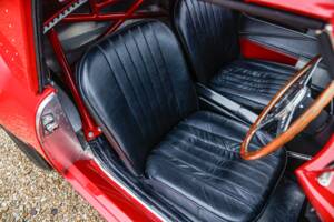 Image 39/49 of MG MGA 1850 (1960)