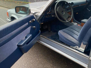 Bild 9/16 von Mercedes-Benz 380 SLC (1980)