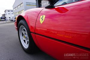 Image 17/44 de Ferrari 308 GTBi (1981)