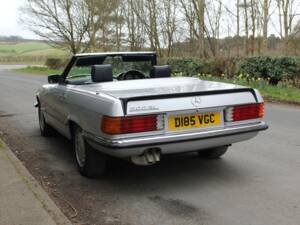 Image 4/18 de Mercedes-Benz 500 SL (1986)