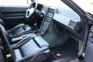 Imagen 13/50 de Alfa Romeo 164 3.0 V6 Quadrifoglio (1991)