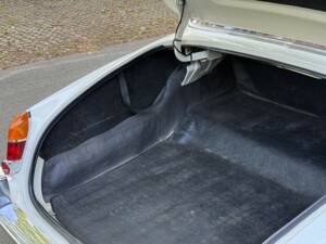 Bild 24/27 von Jaguar S-Type 3.8 (1965)