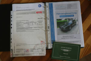 Image 7/44 de Aston Martin Virage Volante (1993)