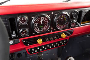 Bild 16/43 von Land Rover Defender Tophat (1984)