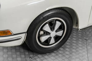 Image 28/50 of Porsche 912 (1967)