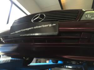 Afbeelding 11/11 van Mercedes-Benz SL 320 (1997)