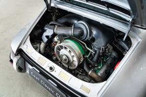 Image 38/41 de Porsche 911 2.4 E (1973)