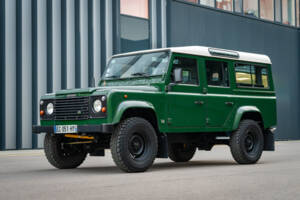Image 1/40 of Land Rover Defender 110 300Tdi (1996)