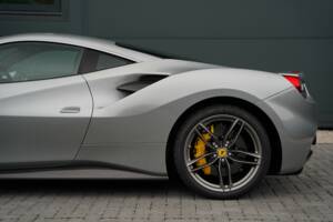 Image 10/50 de Ferrari 488 GTB (2019)