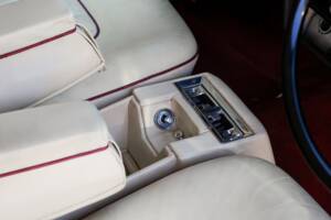 Immagine 119/196 di Bentley T 2 (1978)