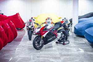 Image 4/7 of Ducati DUMMY (2010)