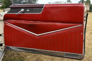 Bild 44/50 von Cadillac 62 Convertible (1954)