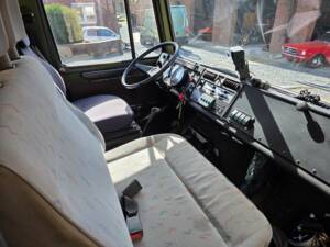 Image 16/38 de Mercedes-Benz Unimog U 1300 L (1986)