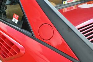Image 18/50 of Ferrari Mondial 8 (1981)