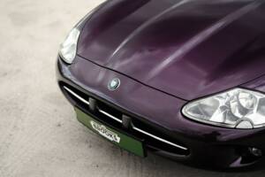 Immagine 28/28 di Jaguar XK8 4.0 (1999)