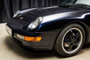 Imagen 11/65 de Porsche 911 Carrera (1994)