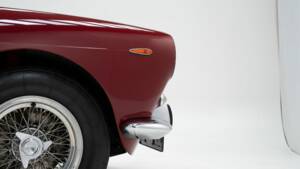 Image 13/15 of Ferrari 250 GT&#x2F;E (1961)