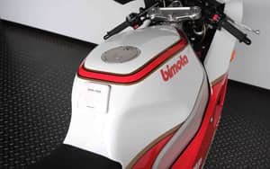 Image 84/95 of Bimota YB6 (1990)
