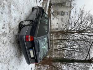 Afbeelding 2/74 van Mercedes-Benz 220 TE (1993)