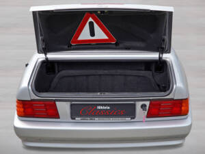 Image 17/22 of Mercedes-Benz SL 320 (1996)
