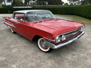 Image 4/8 de Chevrolet Impala Sedan (1960)