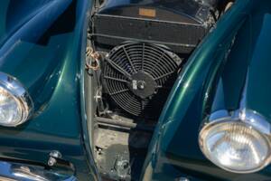 Afbeelding 48/58 van Jaguar XK 120 SE OTS (1954)