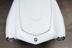 Image 14/50 of BMW 507 (1957)