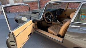 Image 42/81 de Jaguar Type E (2+2) (1969)