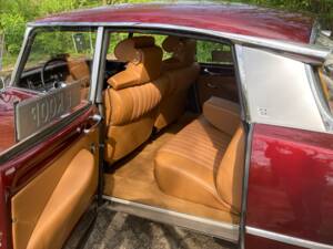 Bild 16/54 von Citroën D Spécial (1969)