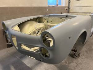 Image 16/44 of Alfa Romeo 2600 Spider (1963)