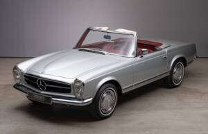 Bild 4/44 von Mercedes-Benz 280 SL (1970)