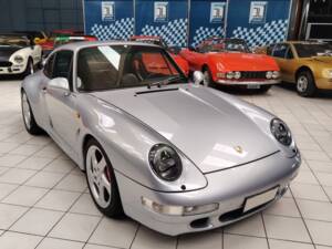 Bild 12/72 von Porsche 911 Carrera 4S (1995)
