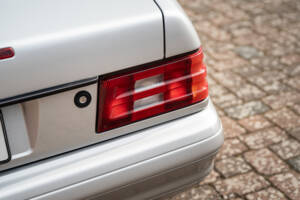 Bild 16/38 von Mercedes-Benz SL 500 (2000)