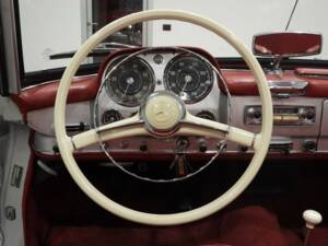 Image 6/15 of Mercedes-Benz 190 SL (1961)