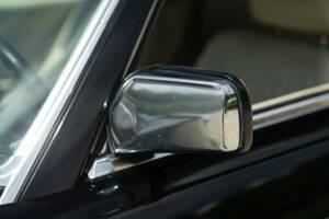 Image 29/50 of Mercedes-Benz 300 SL (1986)