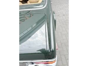Image 43/50 de Mercedes-Benz 280 SL (1970)