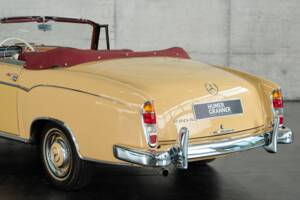 Immagine 12/50 di Mercedes-Benz 220 S Cabriolet (1958)