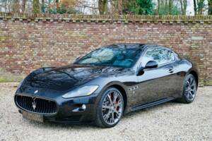 Imagen 23/50 de Maserati GranTurismo S (2010)