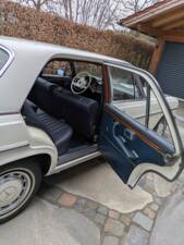 Immagine 17/24 di Mercedes-Benz 300 SEL 6.3 (1972)