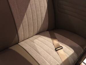 Image 40/64 of Volkswagen Beetle 1200 Export &quot;Oval&quot; (1956)
