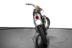 Image 4/8 of KTM 250 MC/GS (1975)