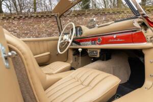 Image 22/50 de Mercedes-Benz 300 SL Roadster (1962)